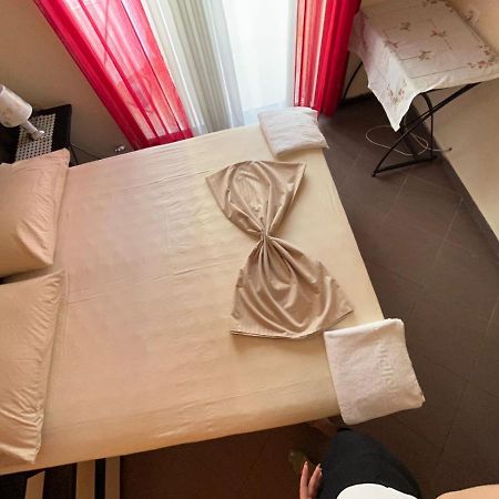 Buneci Apartment Тирана Экстерьер фото